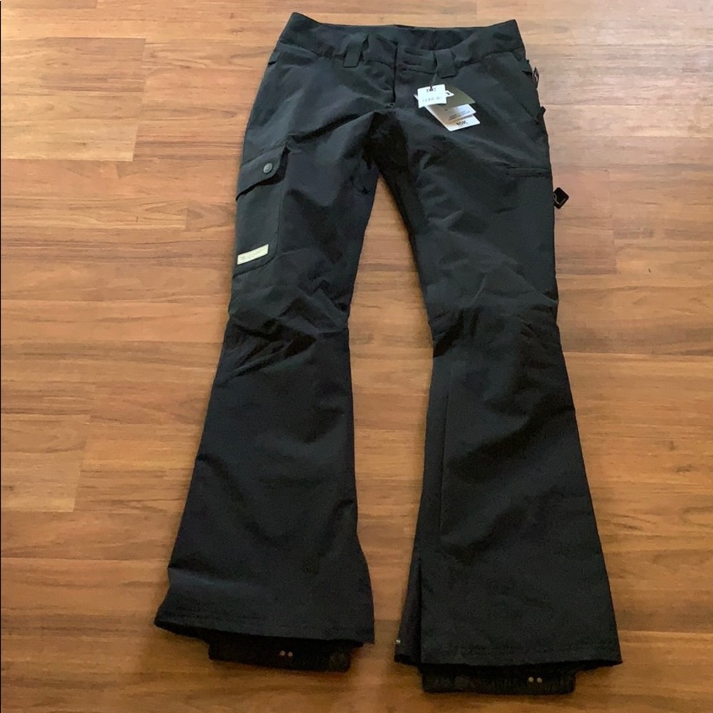 DC Recruit Insulated Ski/Snowboard Pants Brand New